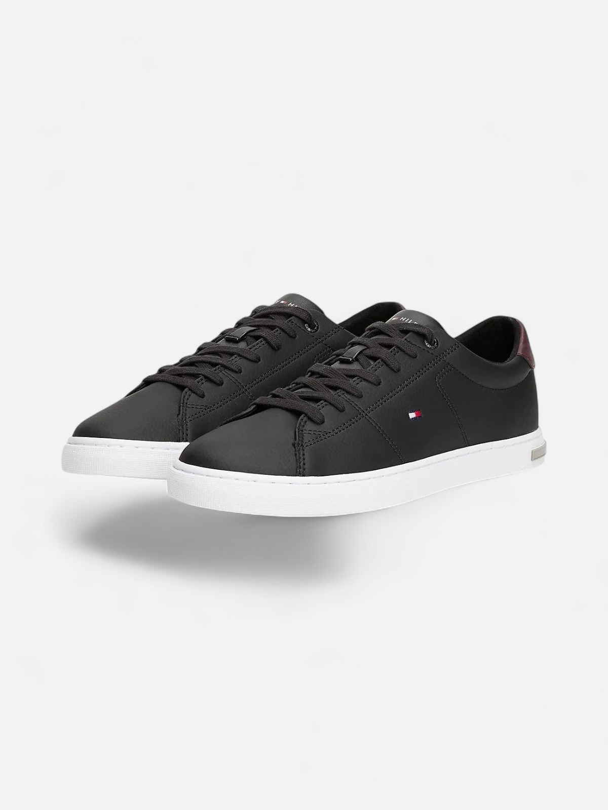Tommy Hilfiger miesten tennarit, ESSENTIAL LEATHER SNEAKER Musta - Kekäle.fi