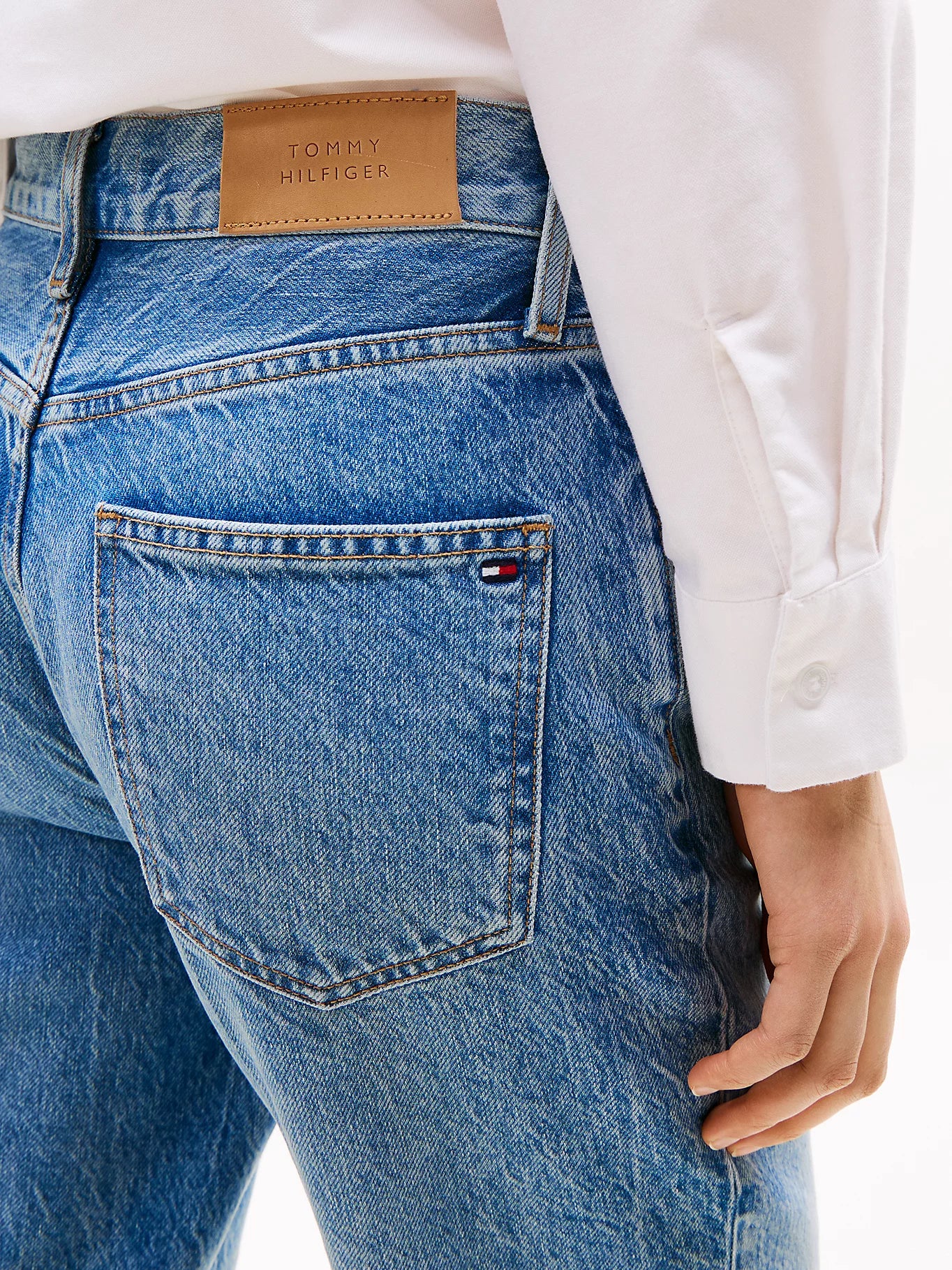 tommy-hilfiger-naisten-farkut-relaxed-bootcut-hw-ali-indigo-5