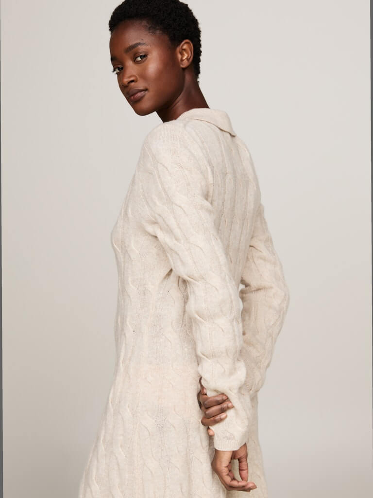 tommy-hilfiger-naisten-neulemekko-soft-wool-cable-polo-dress-luonnonvalkoinen-5