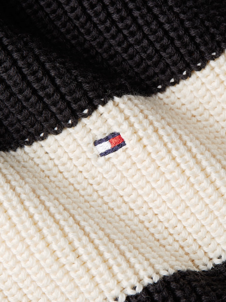 tommy-hilfiger-naisten-raidallinen-neulepaita-co-cardi-stitch-c-nk-swt-mustavalkoinen-6