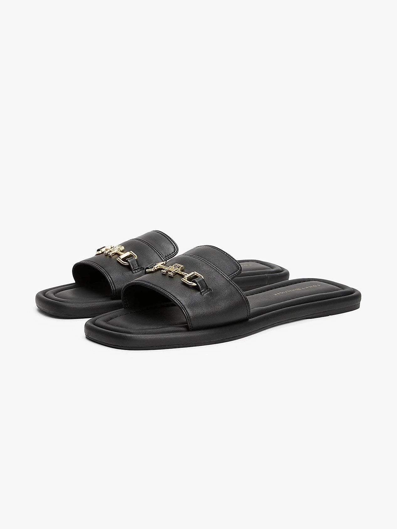 tommy-hilfiger-naisten-sandaalit-leather-horsebit-mule-musta-1
