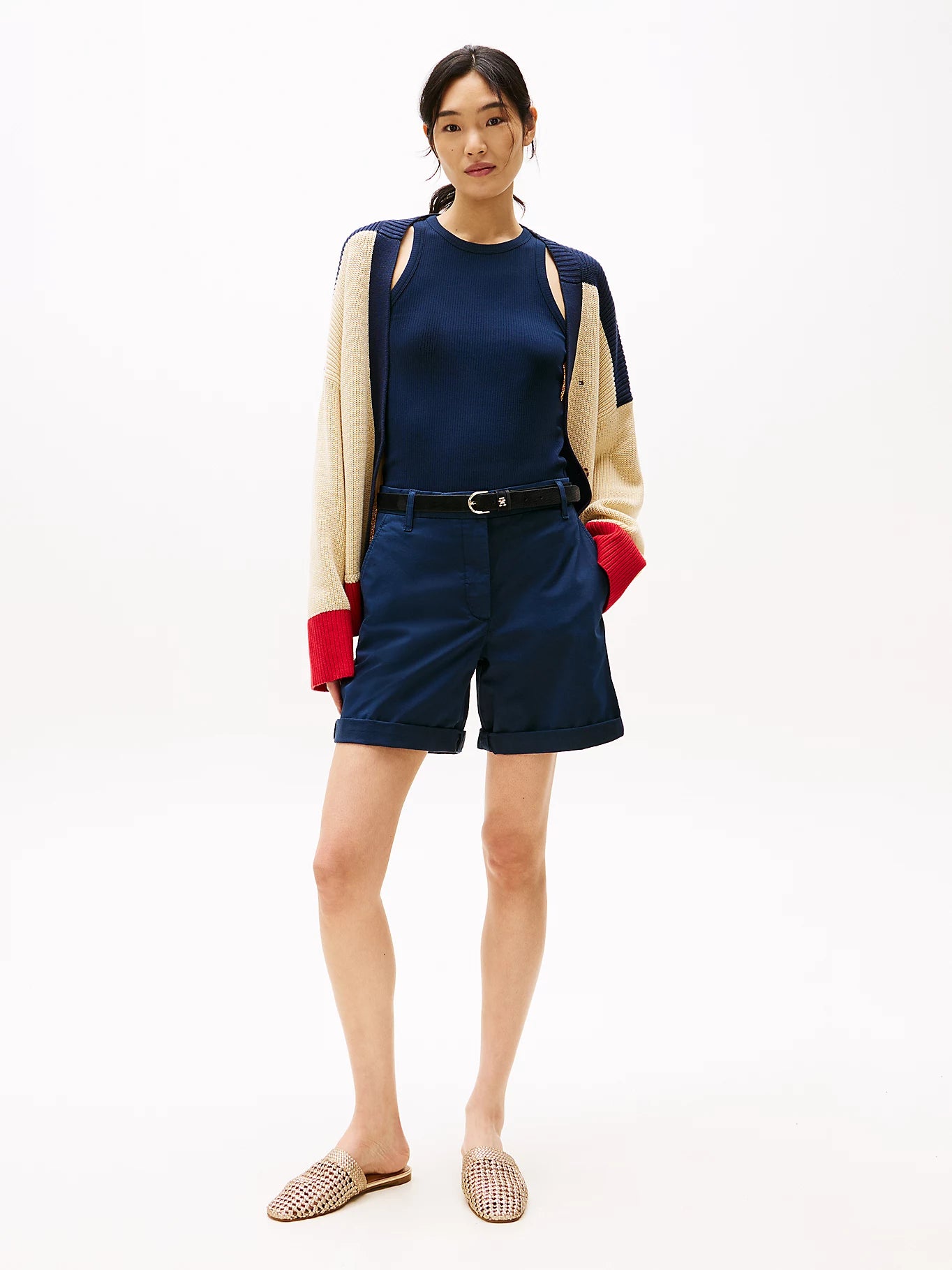 tommy-hilfiger-naisten-shortsit-co-blend-gmd-chino-short-tummansininen-1