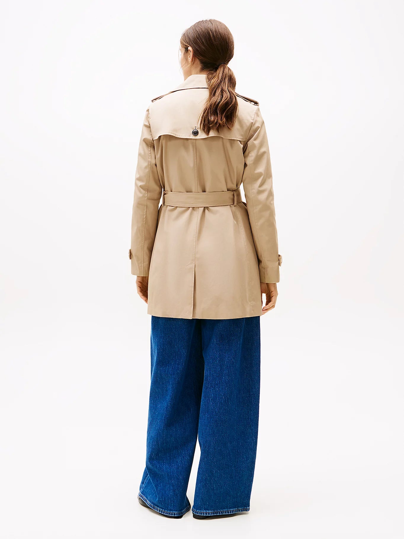 tommy-hilfiger-naisten-trenssitakki-heritage-single-breasted-trench-vaalea-beige-4