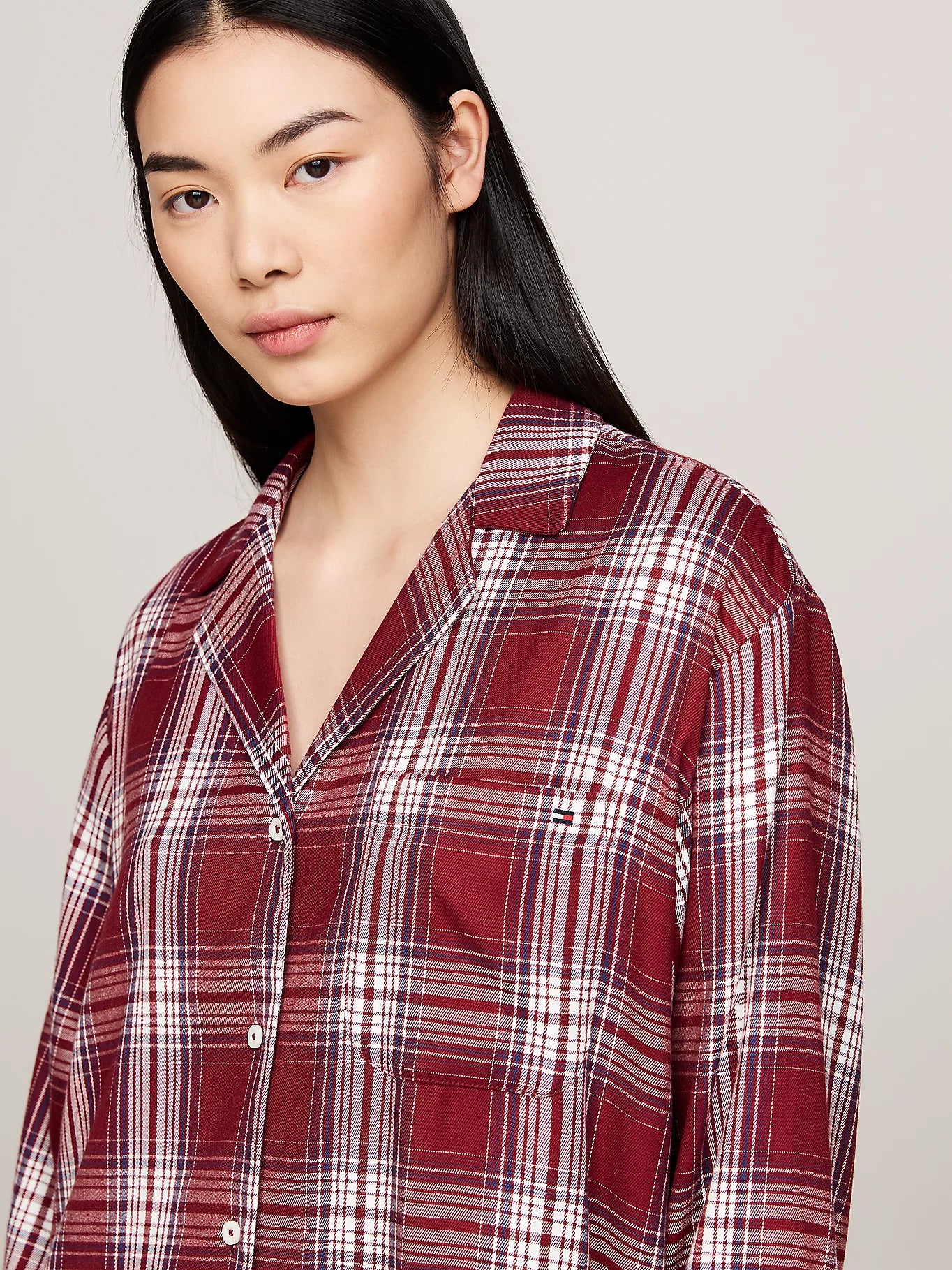 tommy-hilfiger-naisten-yopaita-th-shirt-nightdress-fl-punainen-ruutu-3