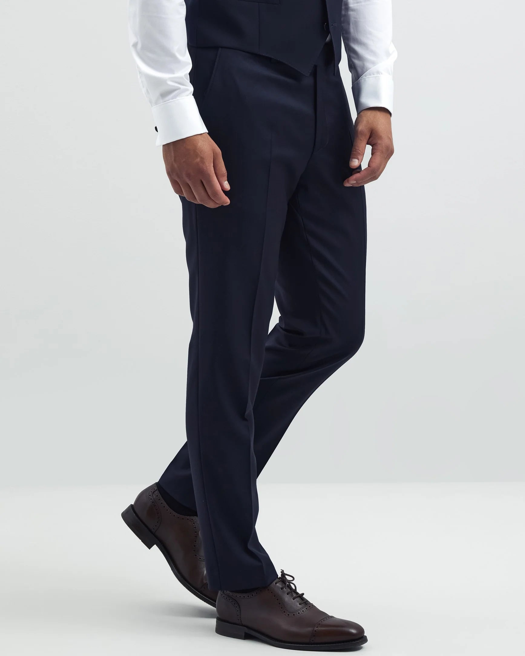 turo-tailor-miesten-puvunhousut-houston-tumma-luumunpunainen-1