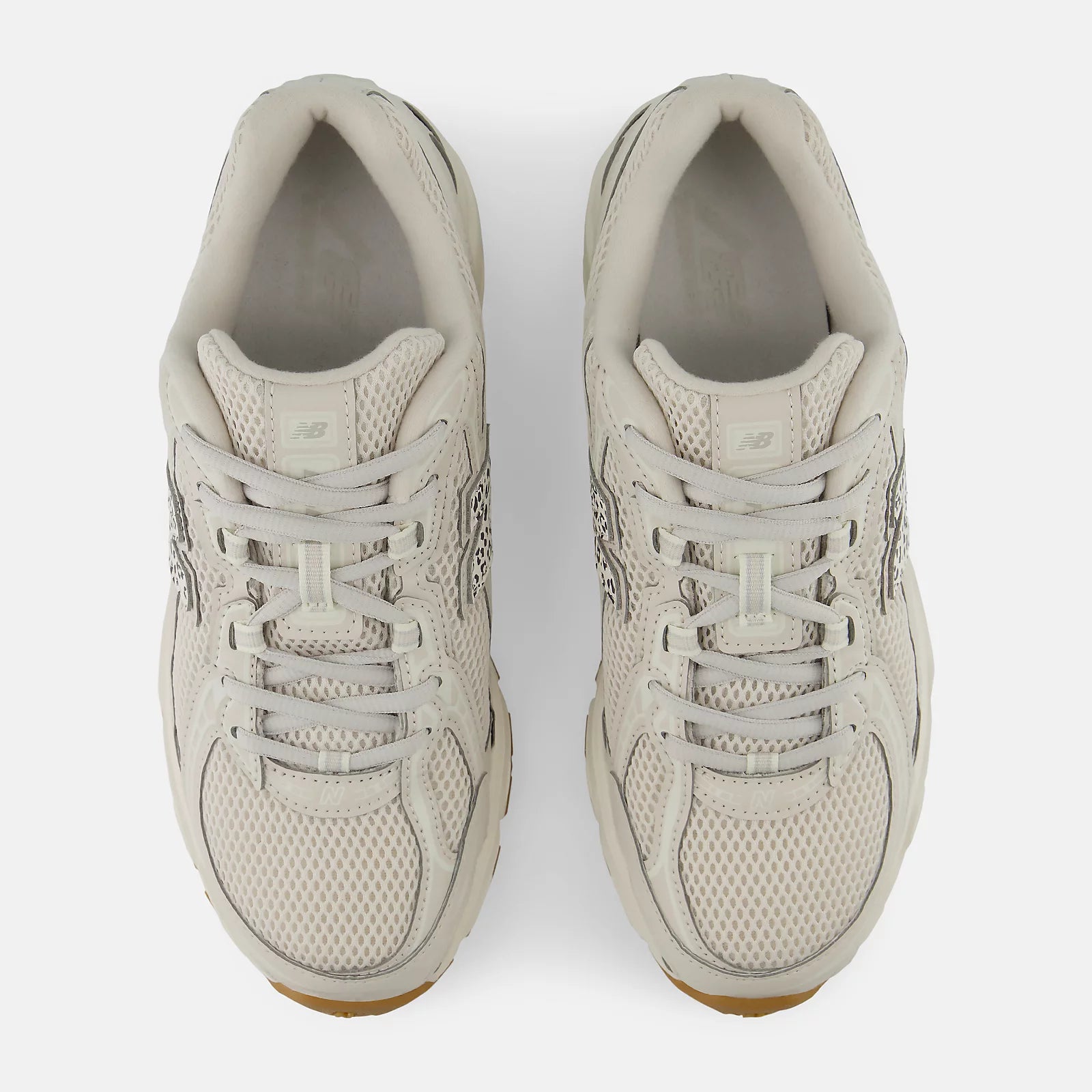 New Balance naisten tennarit 740, vaalea beige