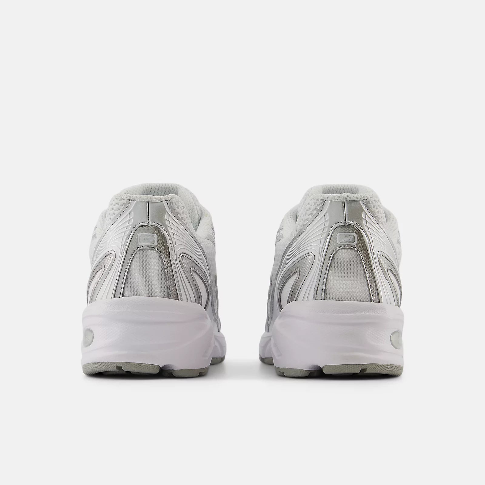 New Balance unisex lenkkarit 740, valkopohjainen kuosi