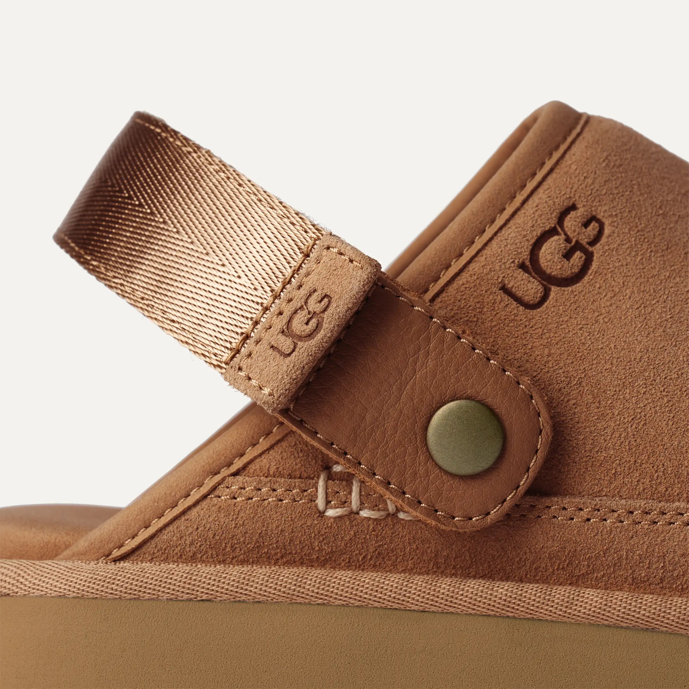 ugg-miesten-kengat-m-goldencoast-clog-keskiruskea-4