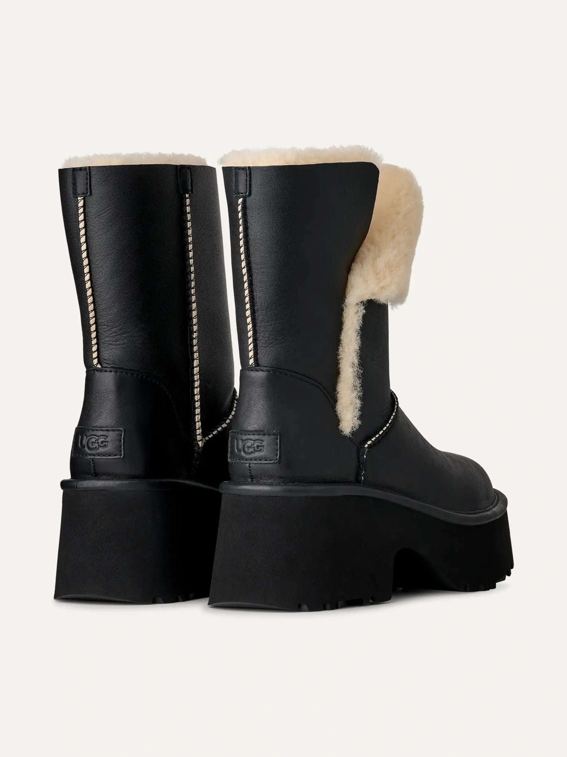 ugg-naisten-saappaat-w-new-heights-cuff-lthr-musta-3