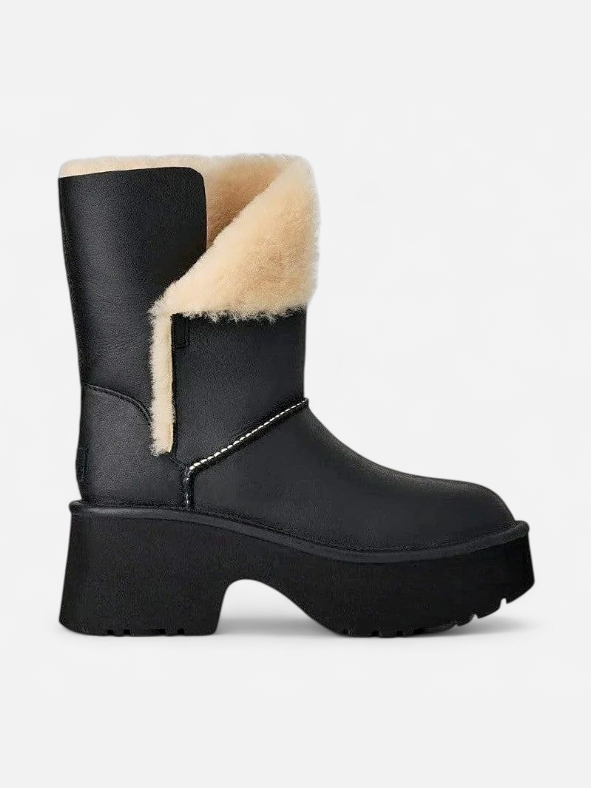 UGG naisten saappaat, W NEW HEIGHTS CUFF LTHR Musta - Kekäle.fi
