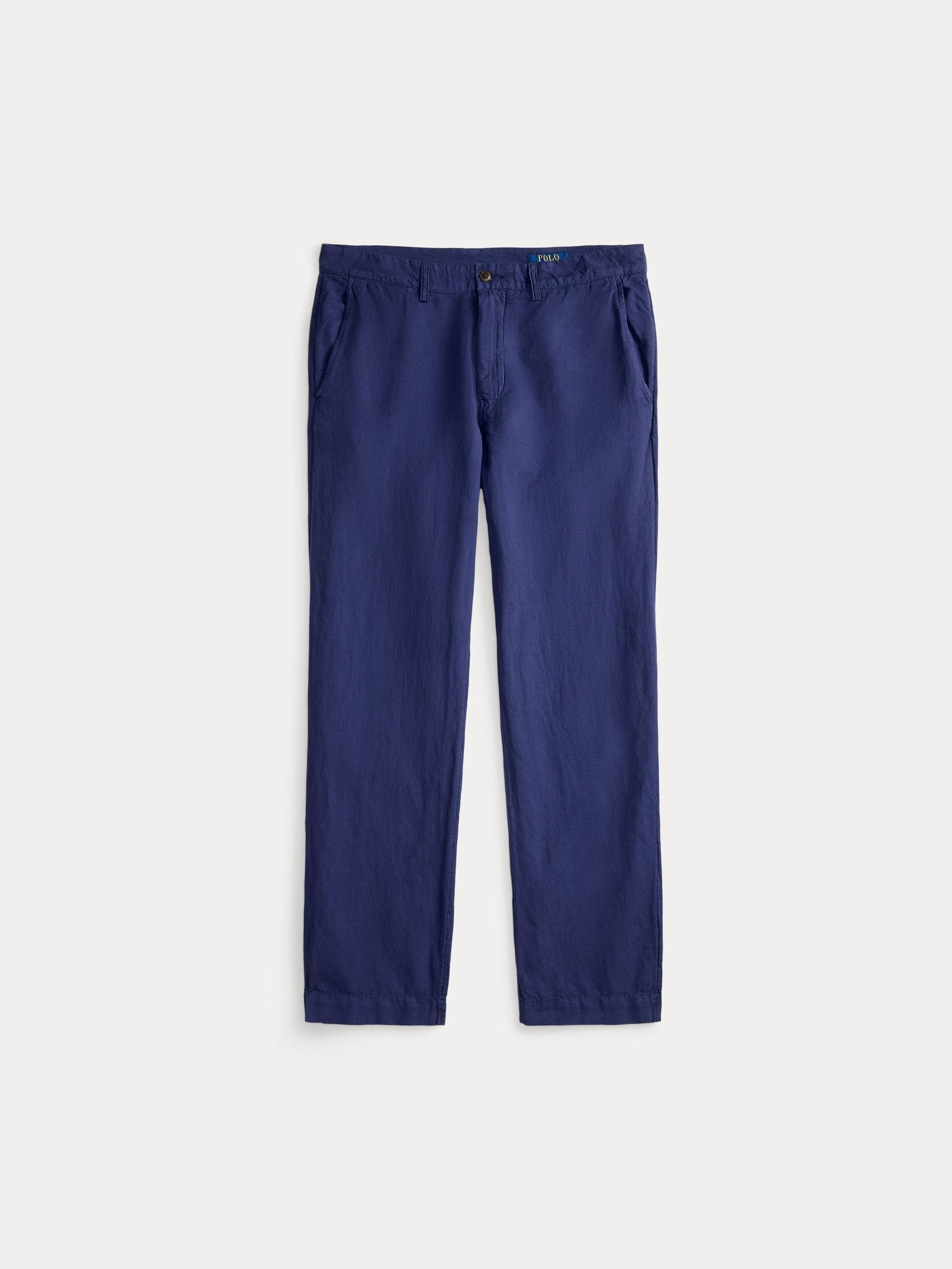 Polo Ralph Lauren miesten housut Linen Trousers, tummansininen, suoraleikkaiset housut kevyestä ja hengittävästä pellavasekoitemateriaalista, joissa on perinteinen etutaskut ja selkeät saumat.