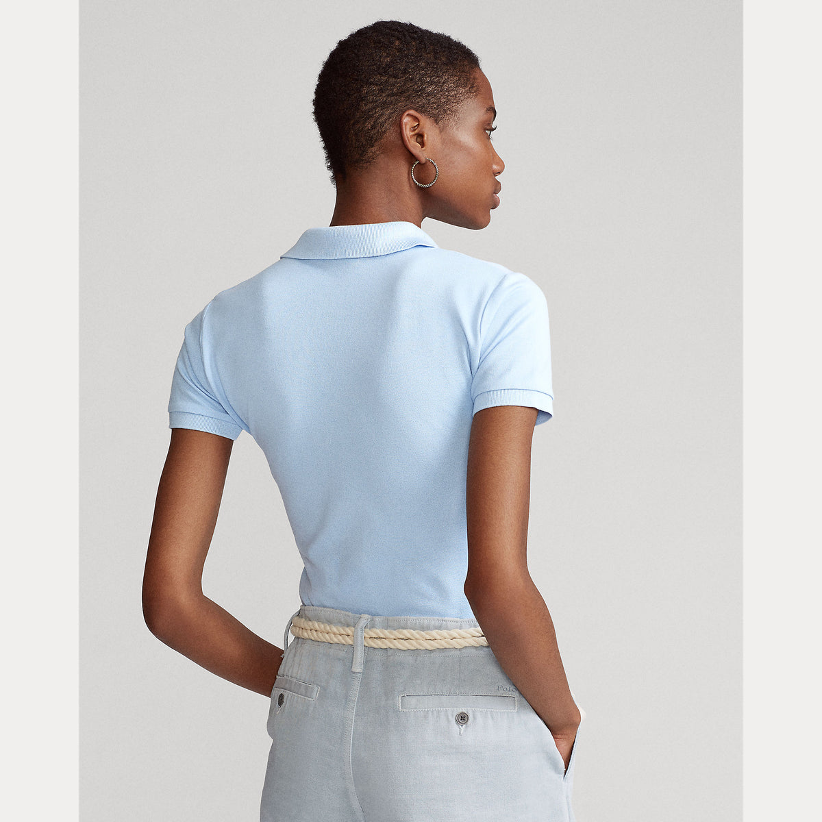 Polo Ralph Lauren naisten pikeepaita Julie Polo Slim SS Shirt, vaaleansininen, takaa nähtynä, istuvaa pehmeää puuvillapikeetä, kaulus ja lyhyet hihat