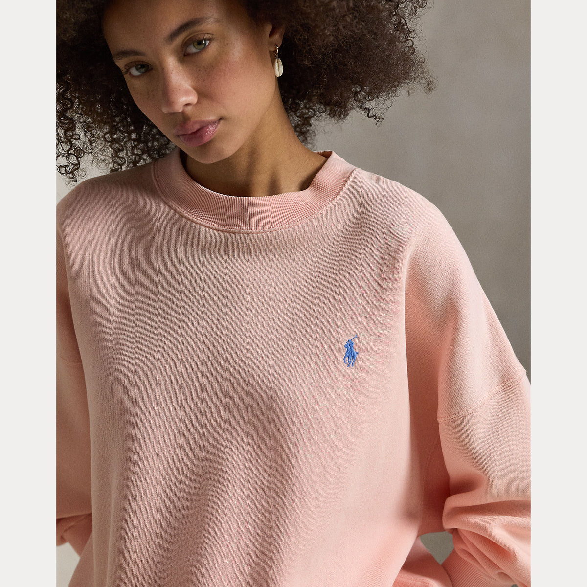 Polo Ralph Lauren naisten collegepusero Knit Pullover Sweatshirt, vaaleanpunainen, pehmeä puuvillasekoite, väljä leikkaus, pyöreä pääntie, pitkät hihat, resorit ja pieni brodeerattu logo rinnassa