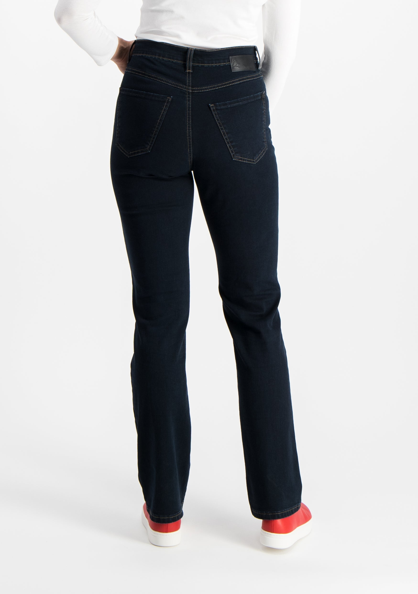 very-nice-farkut-caramel-8411-69-tummansininen-2