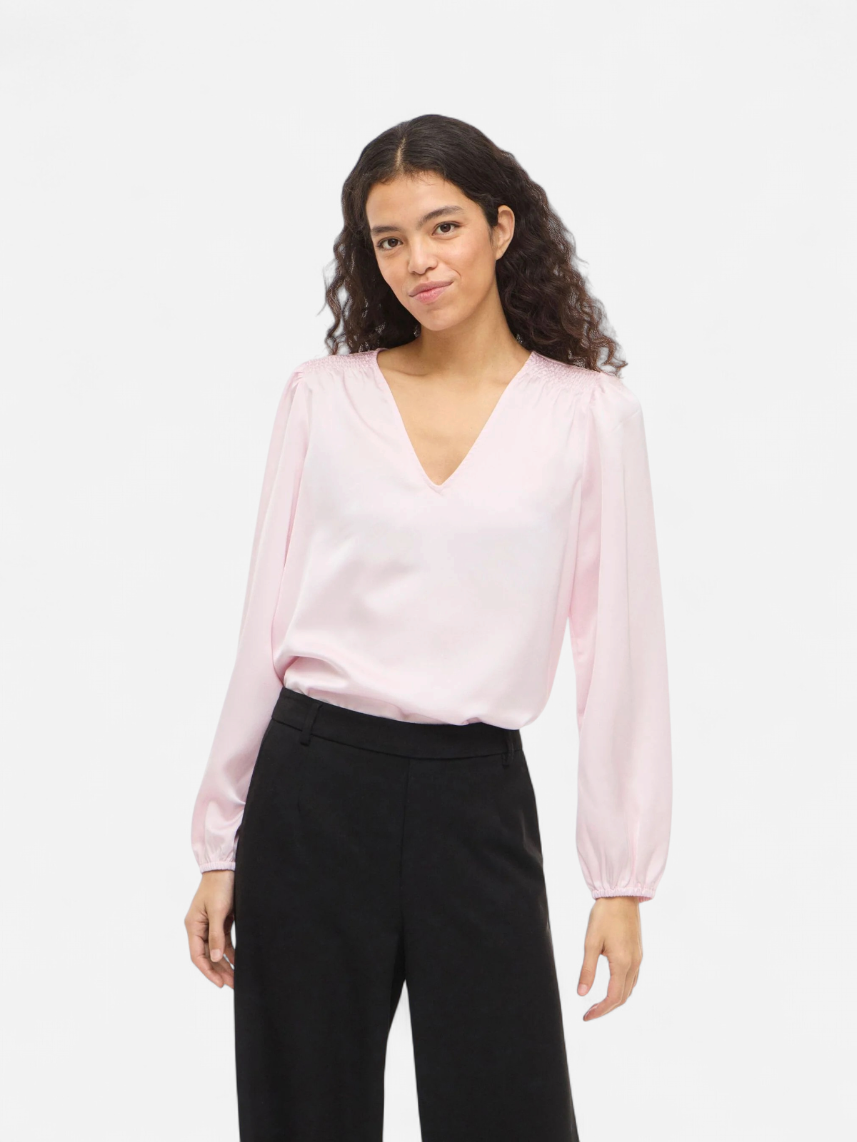 Vila naisten pusero Vielette L/S Smock Satin Top, Cherry Blossom - Kekäle.fi