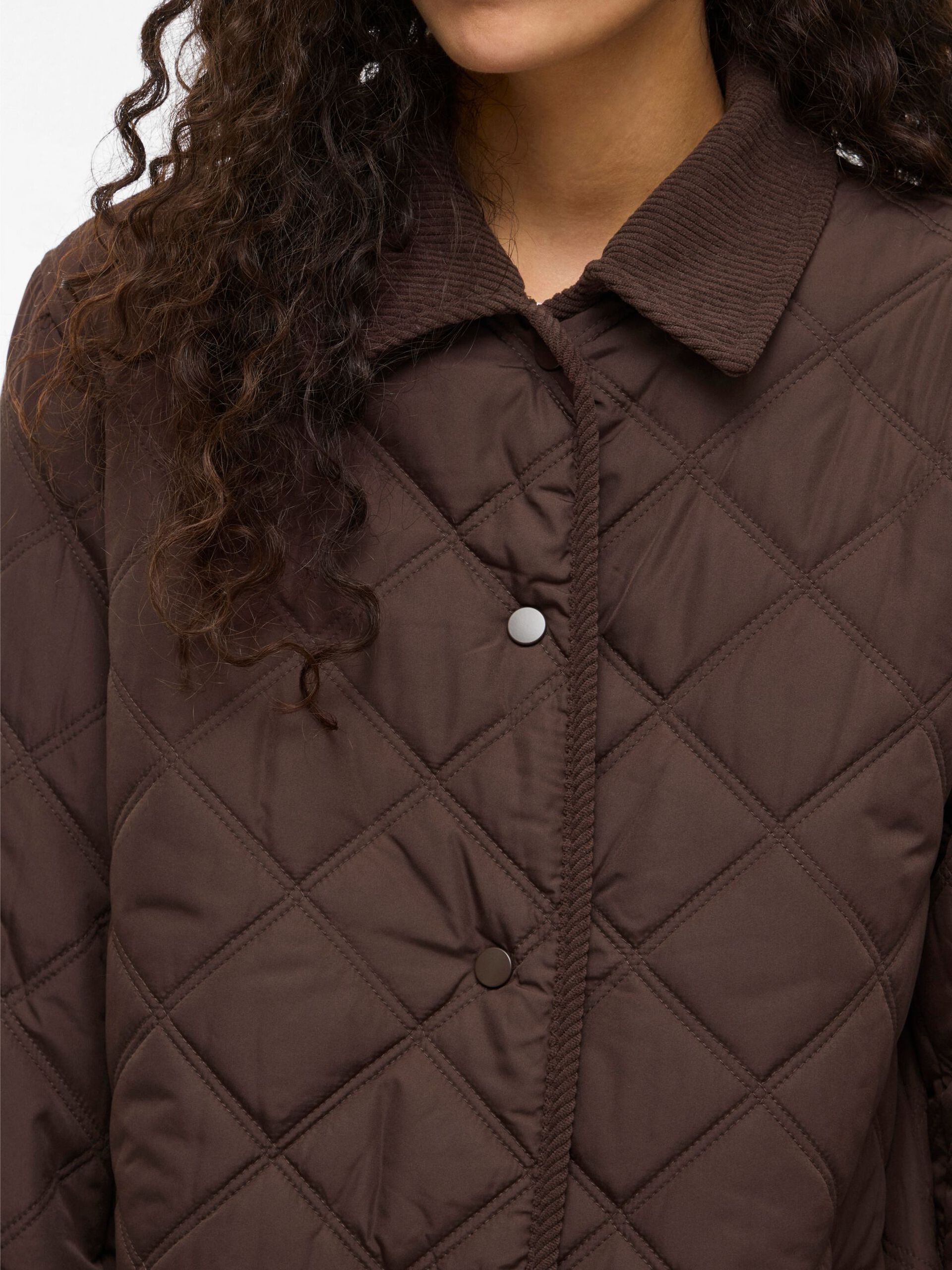 vila-naisten-tikkitakki-viquila-l-s-corduroy-quilt-long-jacket-coffee-bean-3