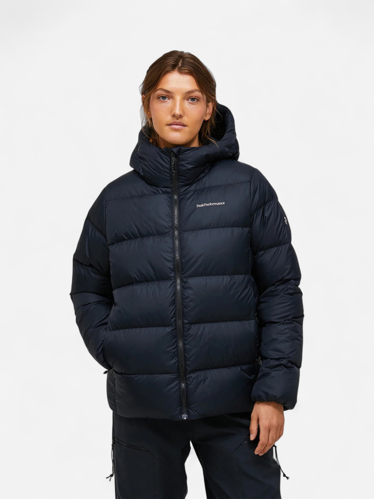 Peak Performance naisten untuvatakki W Frost Down Puffer Jacket, musta - Kekäle.fi