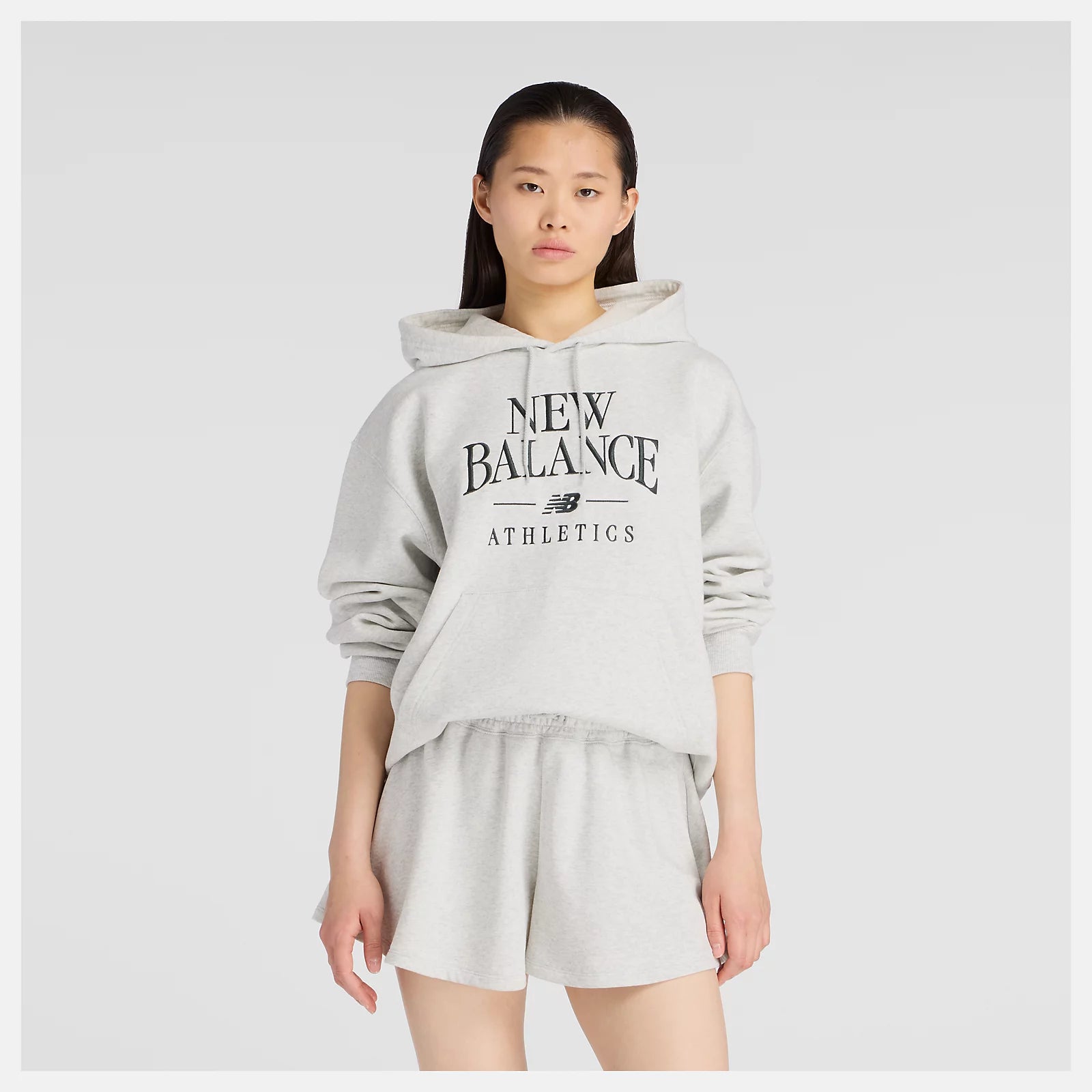 New Balance naisten huppari Linear Heritage Fleece Hoodie, vaaleanharmaa