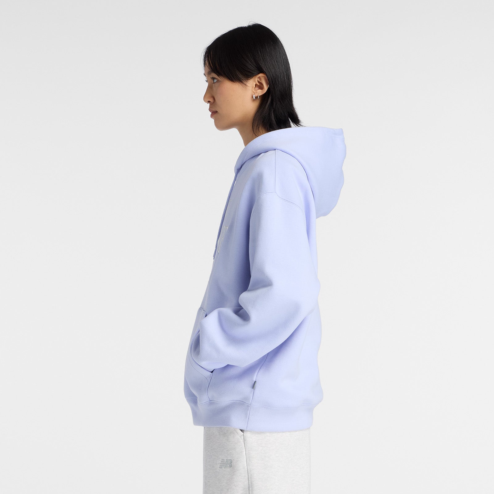 New Balance naisten huppari Linear Heritage Fleece Hoodie, lila