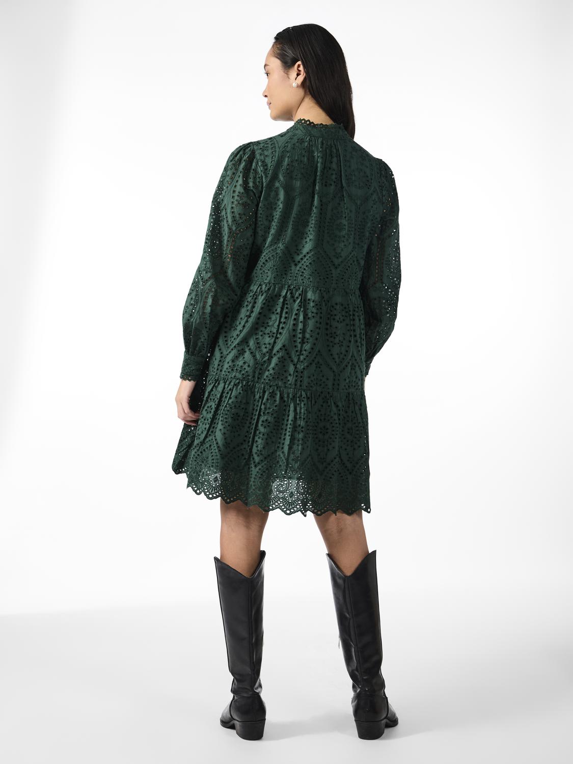 y-a-s-naisten-mekko-yasholi-ls-dress-s-tummanvihrea-2