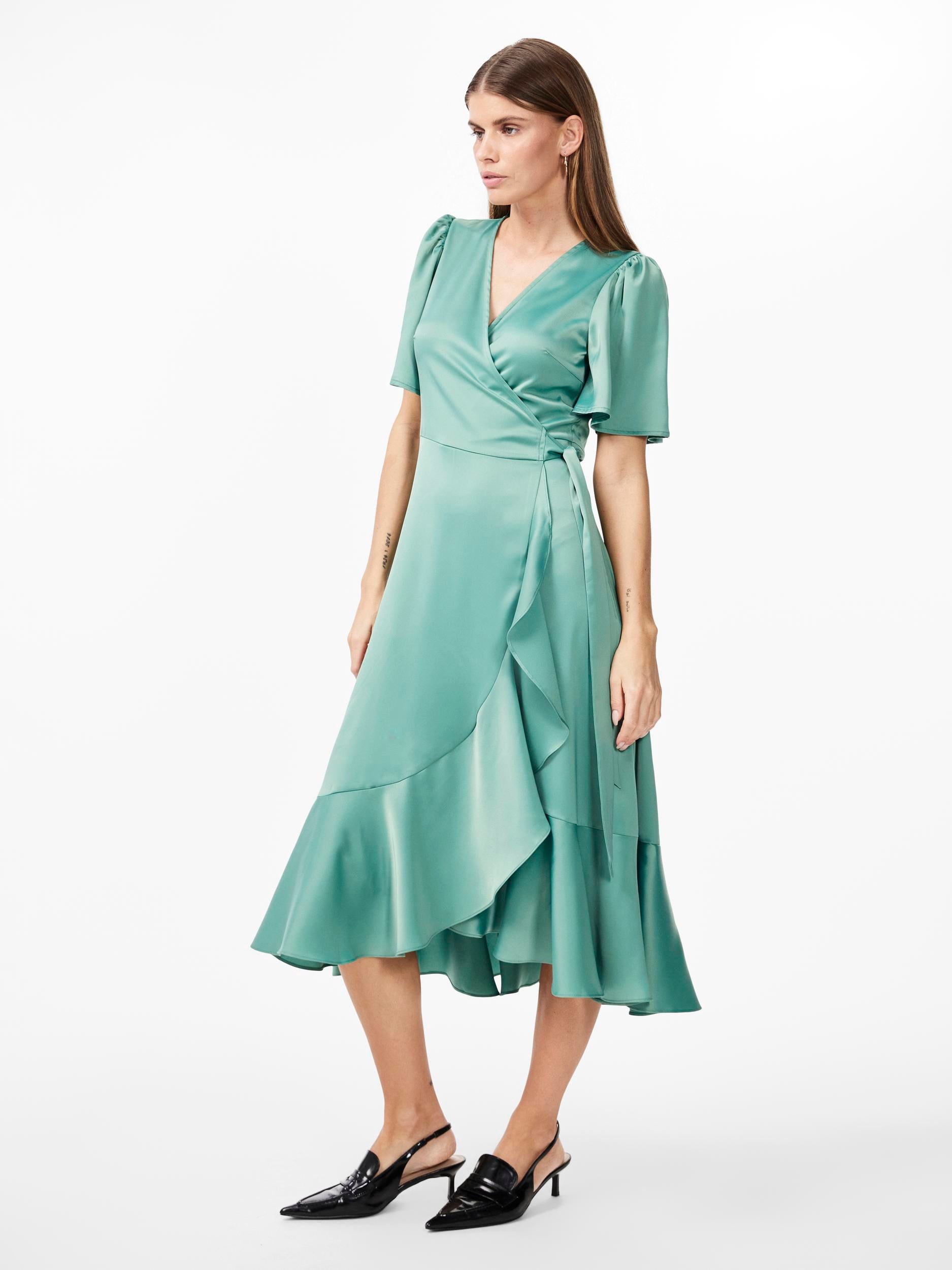 y-a-s-naisten-mekko-yasthea-2-4-midi-wrap-dress-vedenvihrea-4