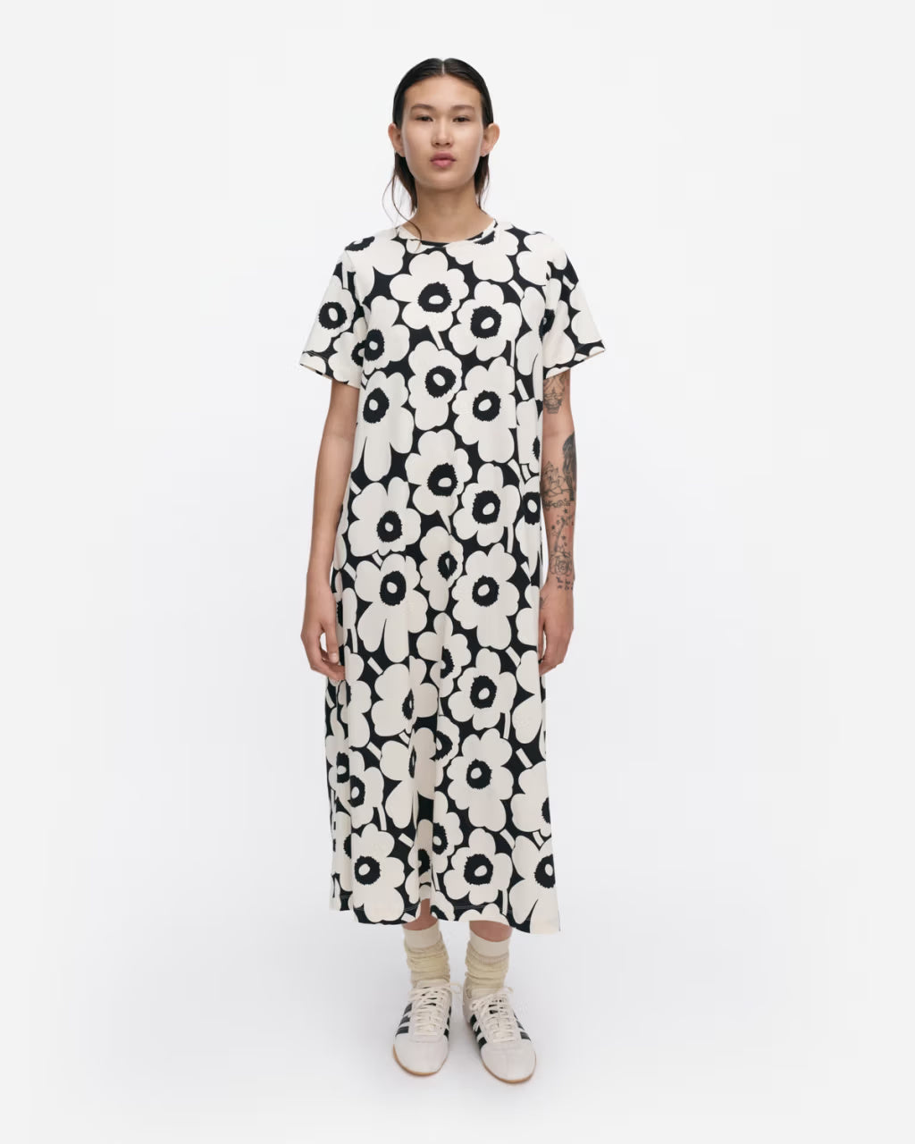 Marimekko mekko Pisteinen Unikko, mustavalkoinen