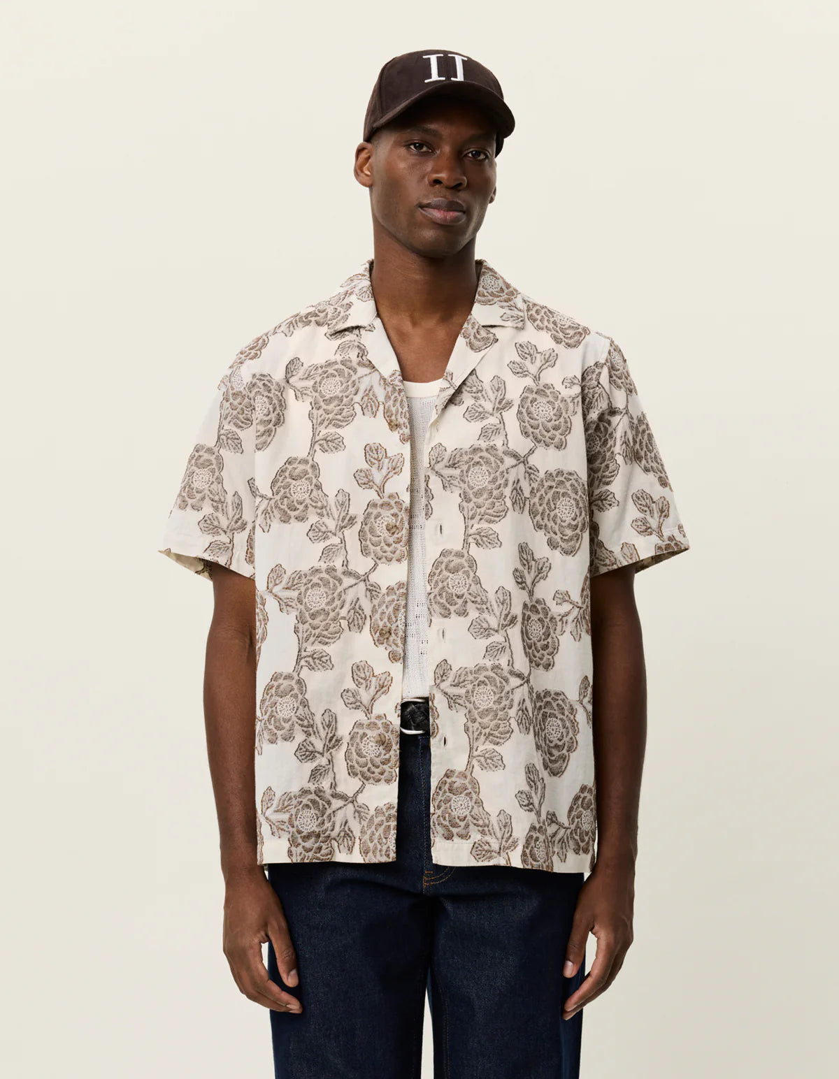 Les Deux miesten paita Lesley Flower Jacquard Ss Shirt, luonnonvalkoinen