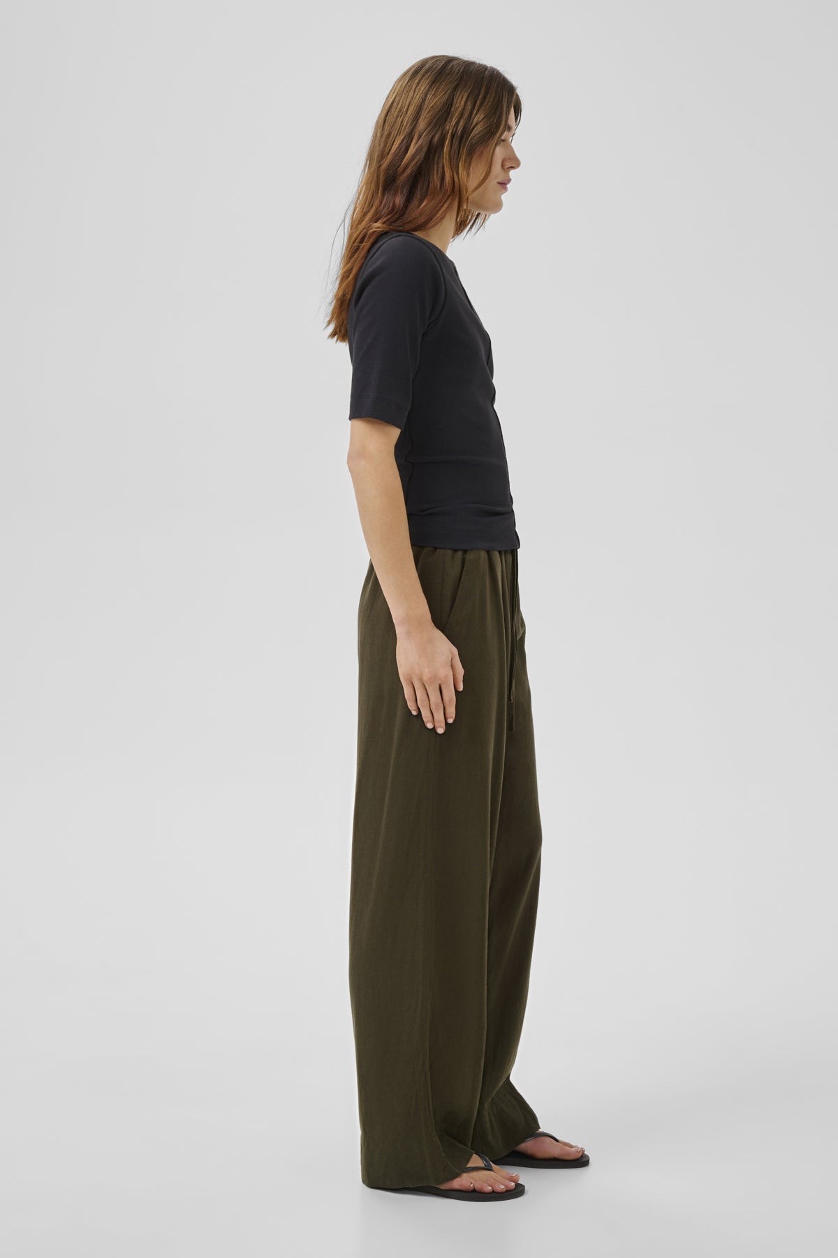 My Essential Wardrobe naisten suorat housut Dias Pant, tummanvihreä