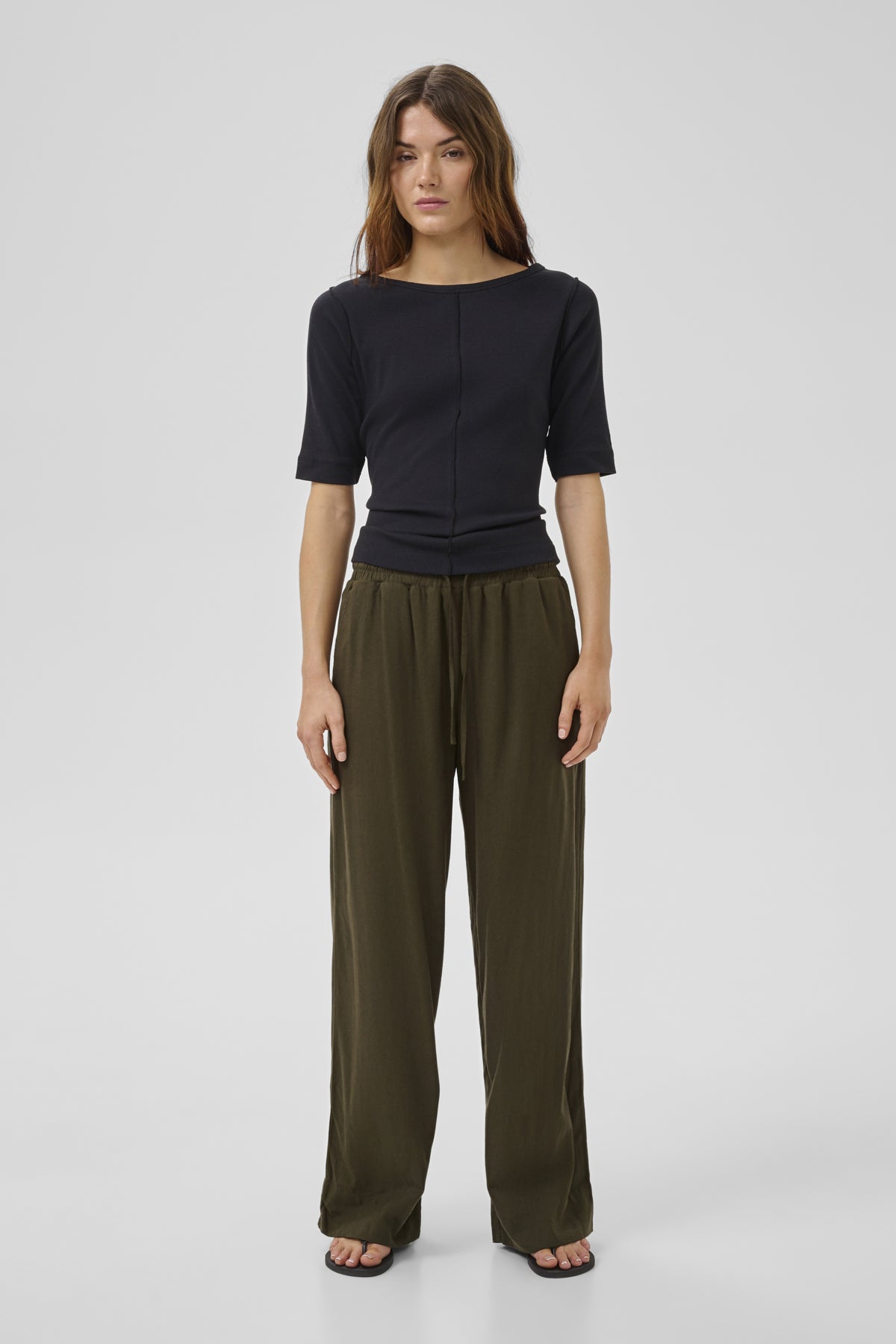 My Essential Wardrobe naisten suorat housut Dias Pant, tummanvihreä