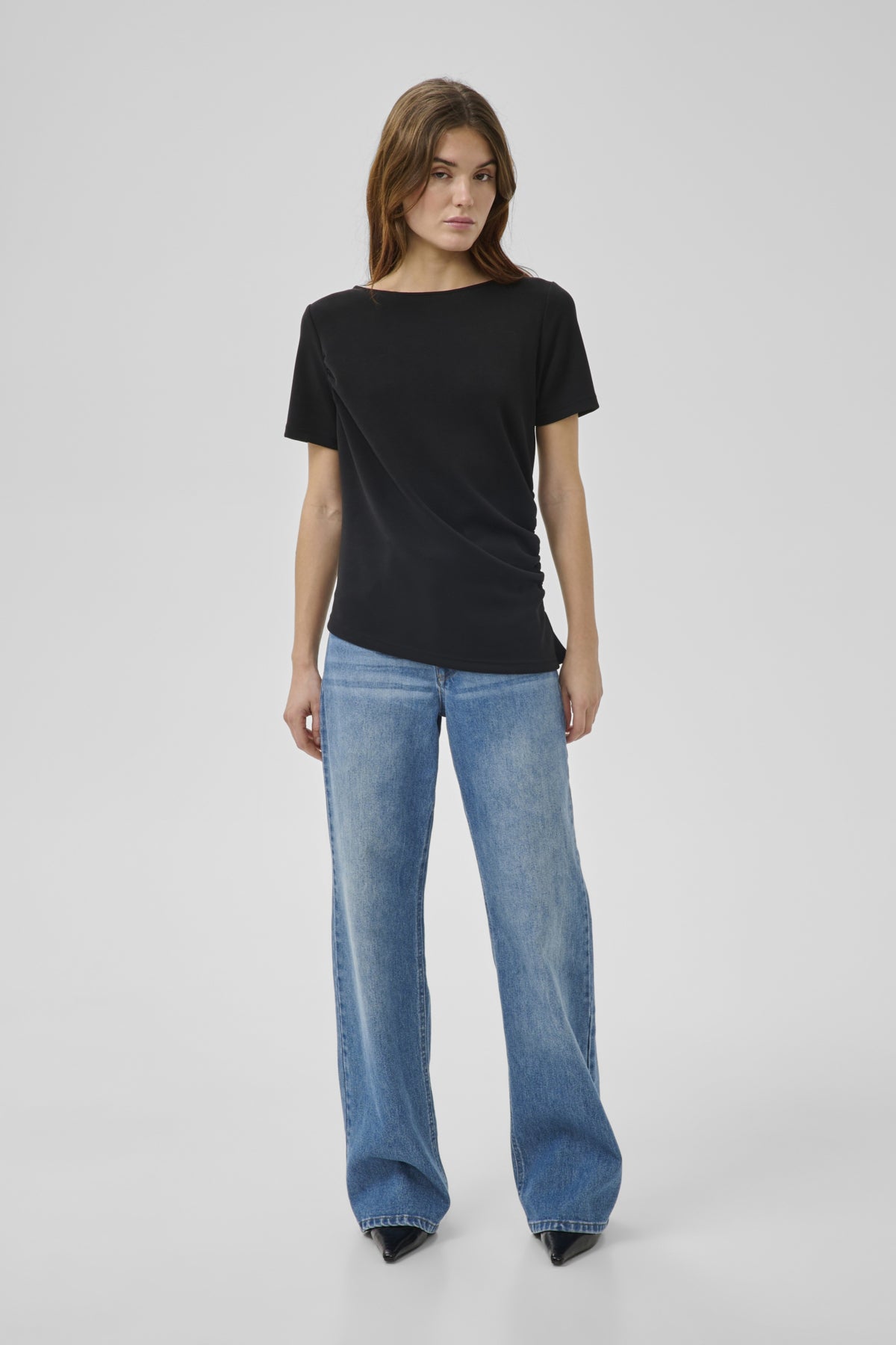 My Essential Wardrobe naisten t-paita MWHelle Asymmetric Tee, musta