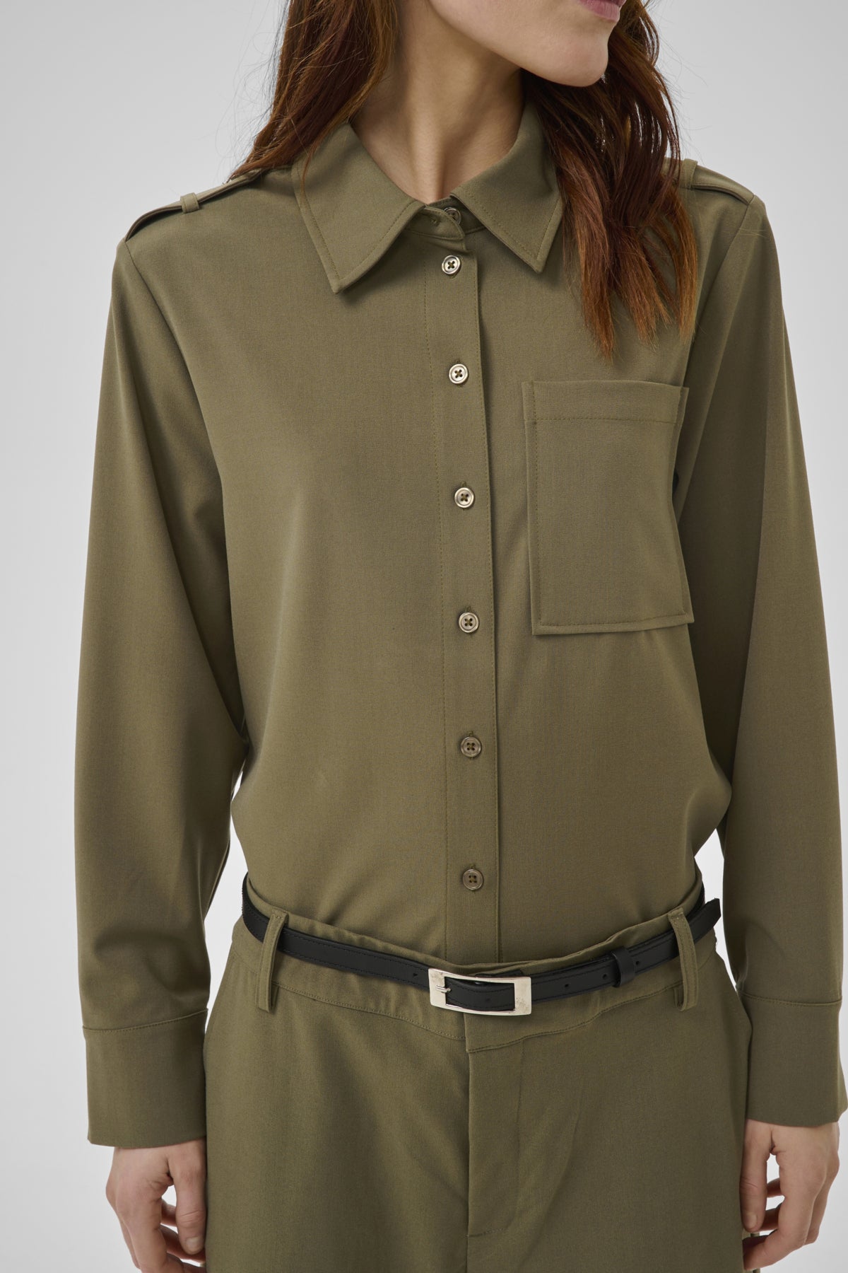 My Essential Wardrobe naisten paitapusero Hace Short Shirt, tummanvihreä