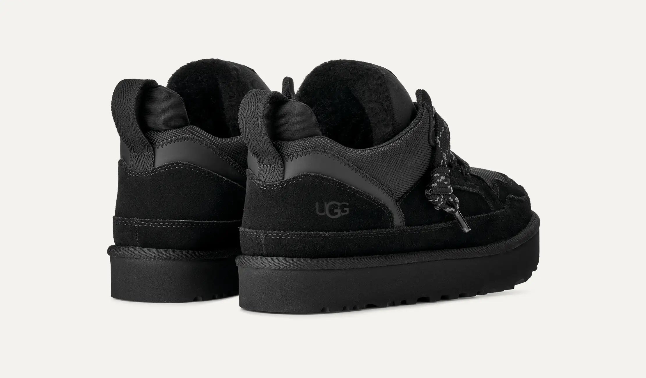 UGG miesten kengät M Lowmel, musta