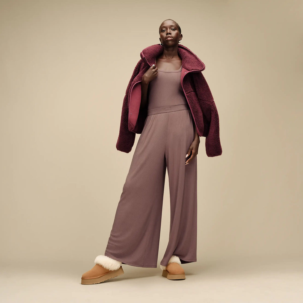 UGG naisten kengät Tazzelle, Chestnut