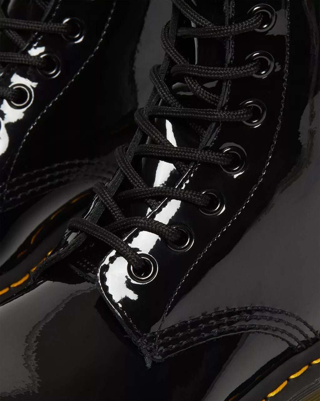 Dr. Martens naisten maiharit 1460 Patent, musta