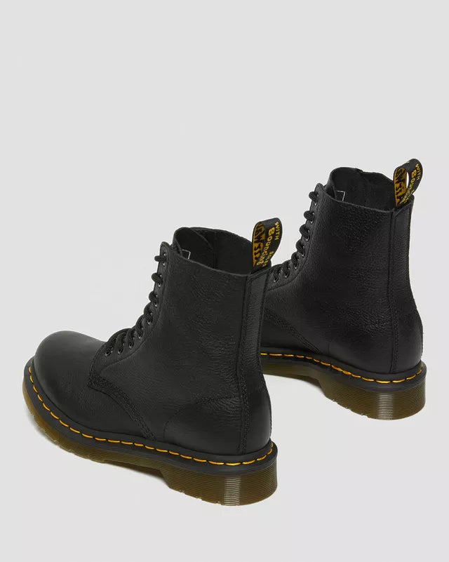 Dr. Martens naisten nauhalliset nilkkurit, 1460 Pascal Virginia, Musta