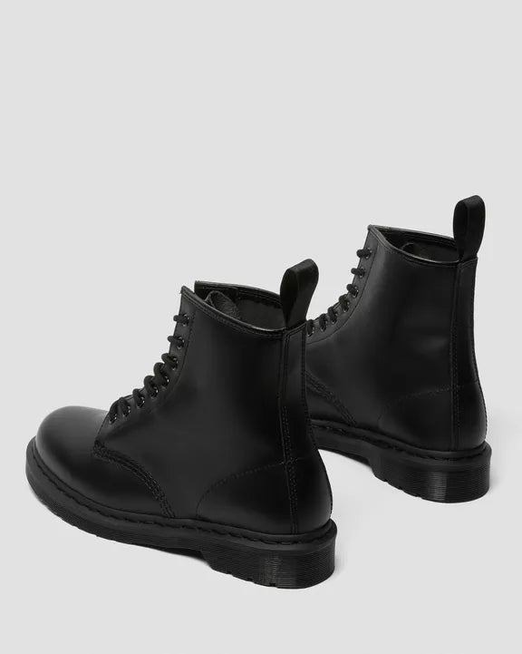 Dr. Martens unisex kengät, 1460 MONO 8 EYE BOOT Musta