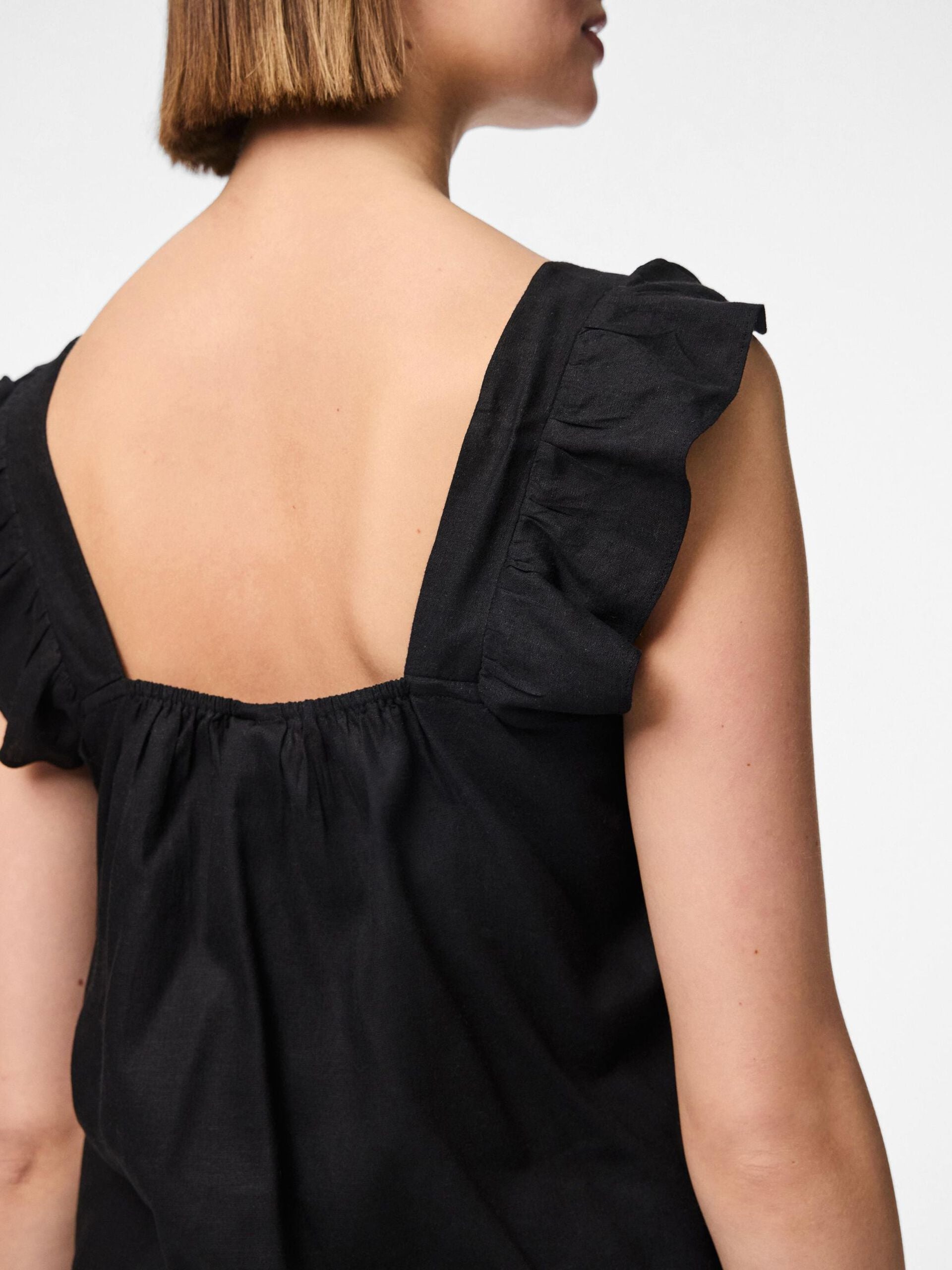 Pieces naisten toppi PCPIA SL Top, musta