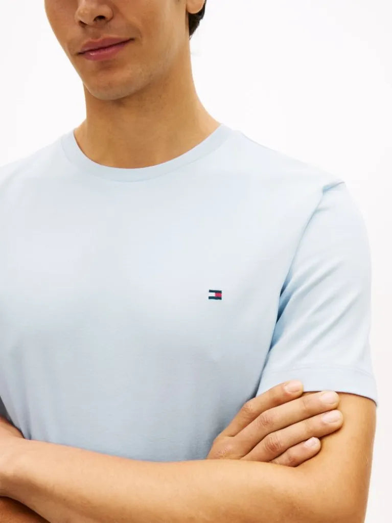 Tommy Hilfiger miesten t-oaita Light Interlock Tee, vaaleansininen
