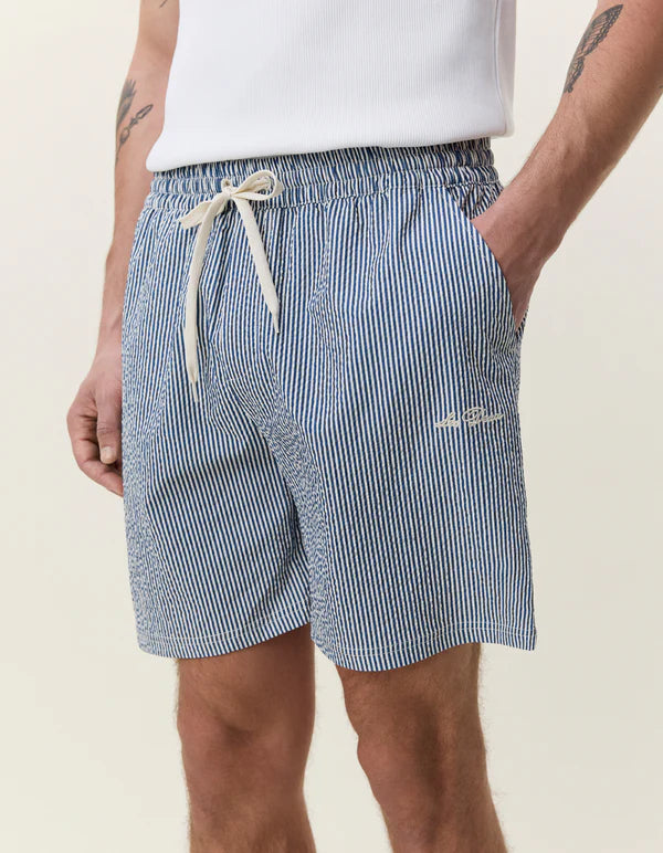 Les Deux miesten shortsit Ryder Striped Shorts, raidallinen sininen
