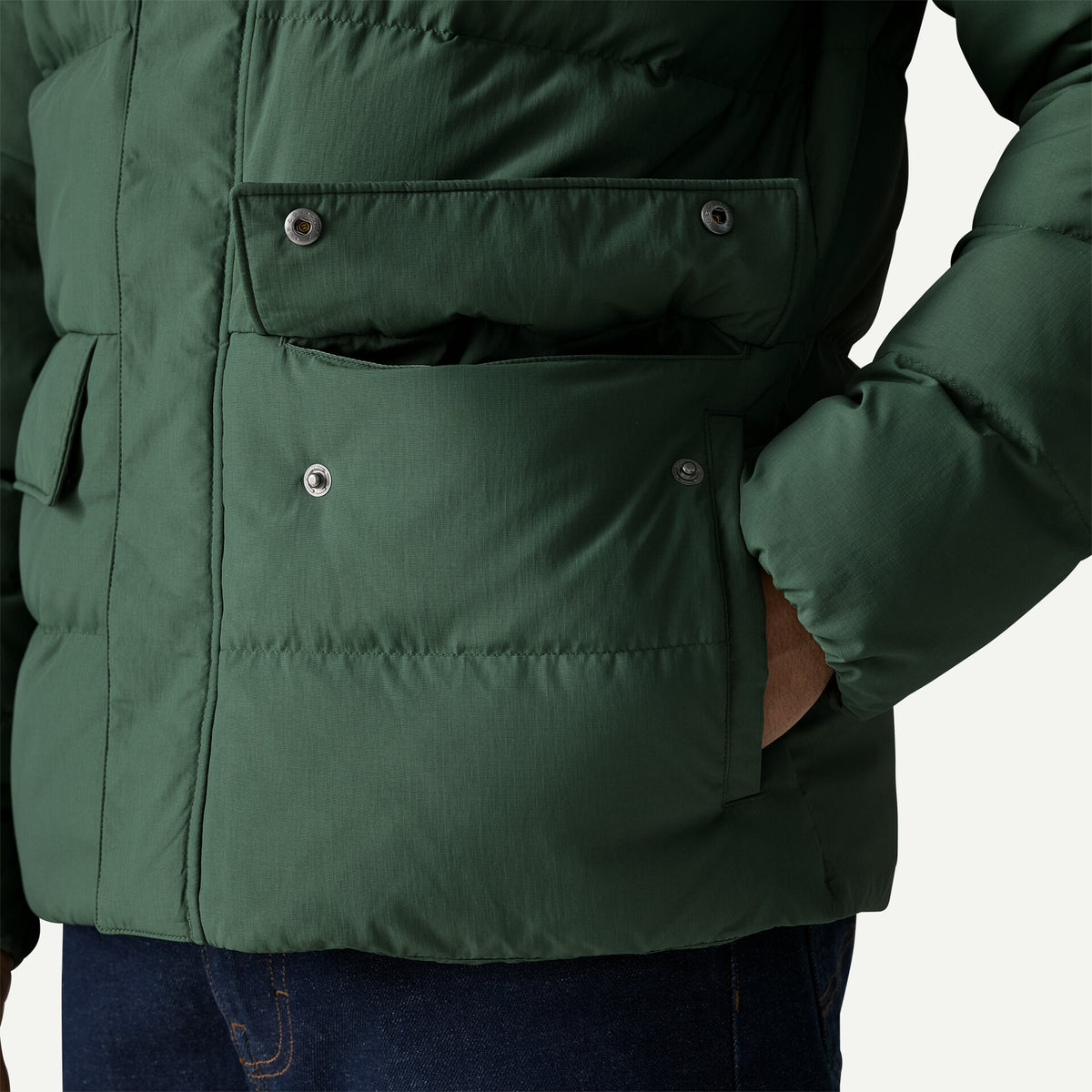 Patagonia miesten untuvatakki Sisar Down Hoody Jacket, tummanvihreä