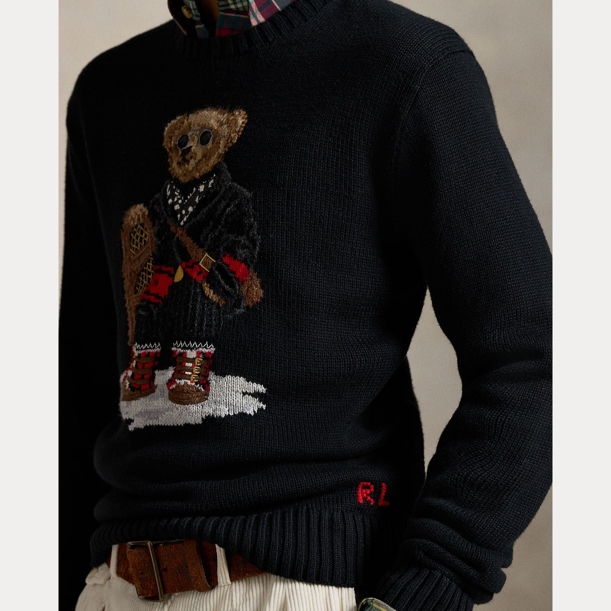 HOLIDAY BEAR MUSTA