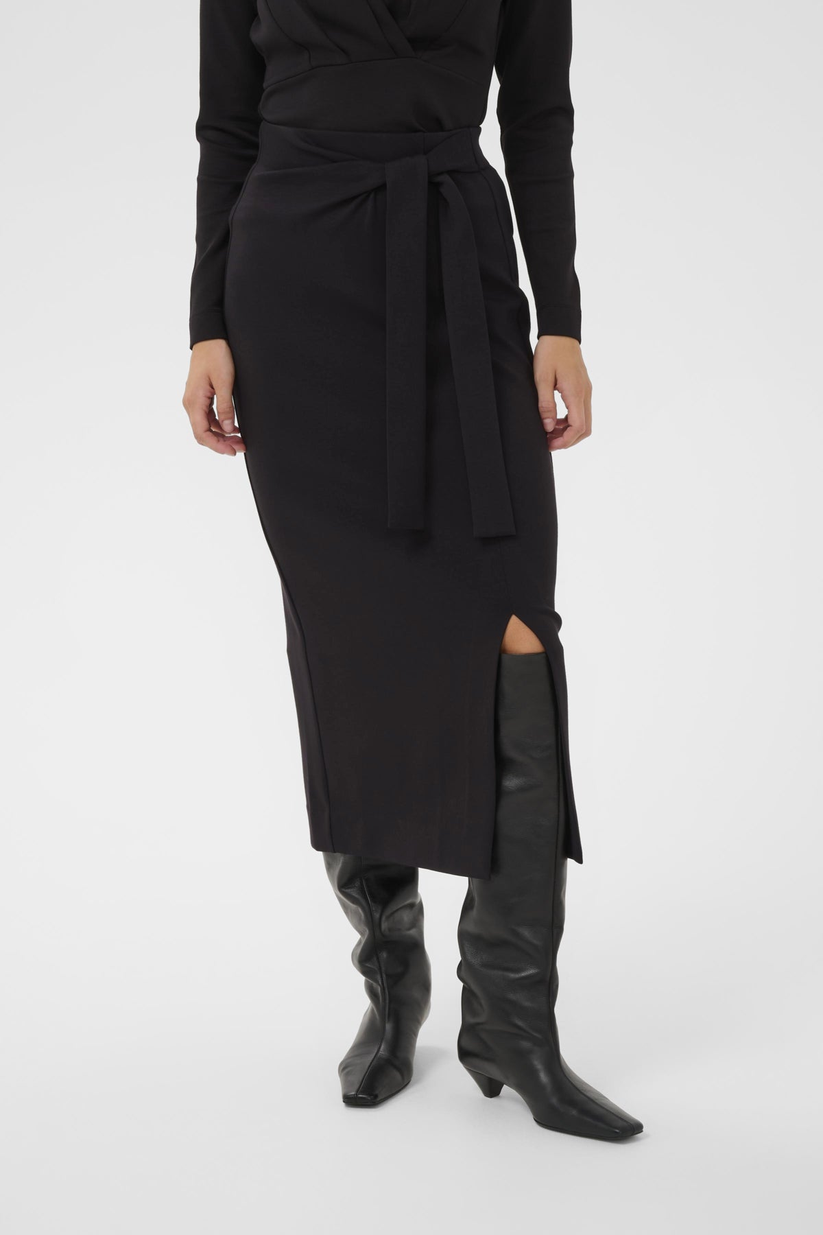 Inwear naisten hame TRIIW VINCENTIW KNOT SKIRT, musta