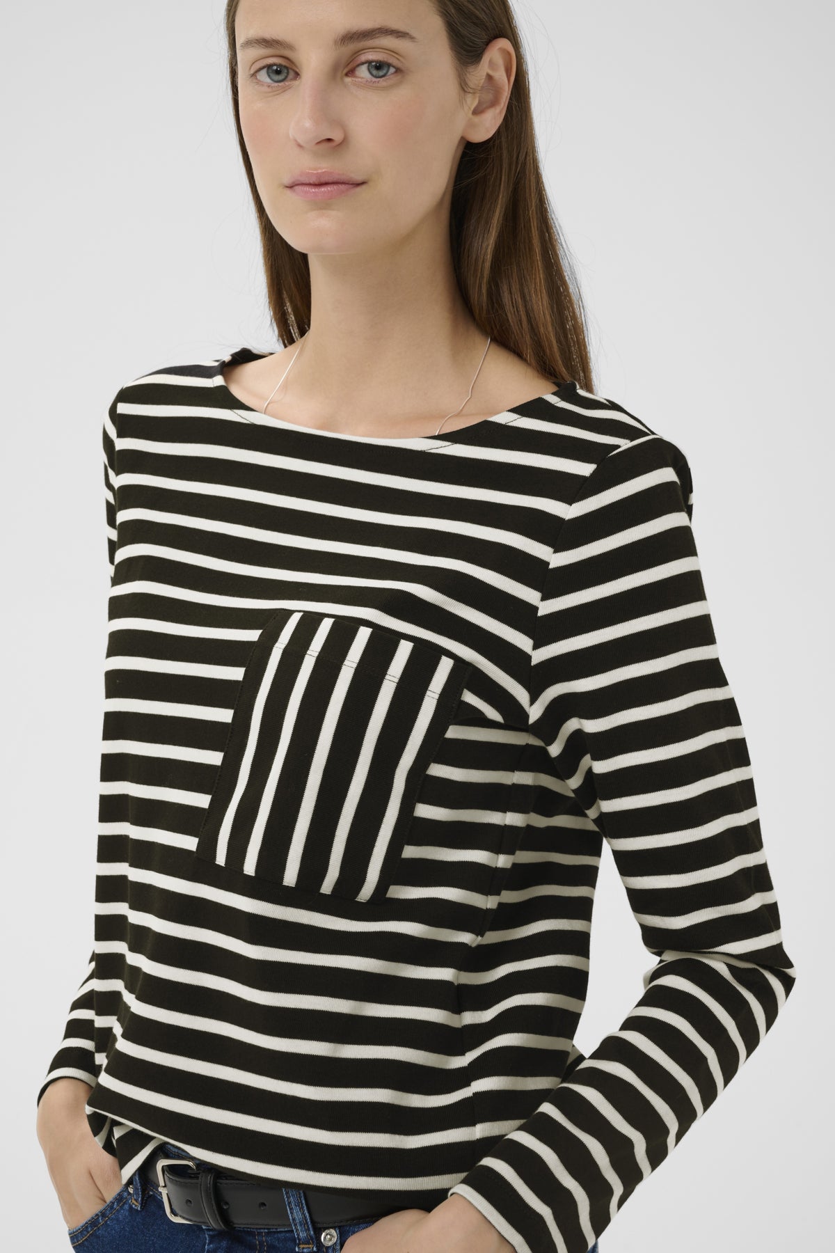 Inwear naisten paita DellaIW T-Shirt, Black / Whisper White Str