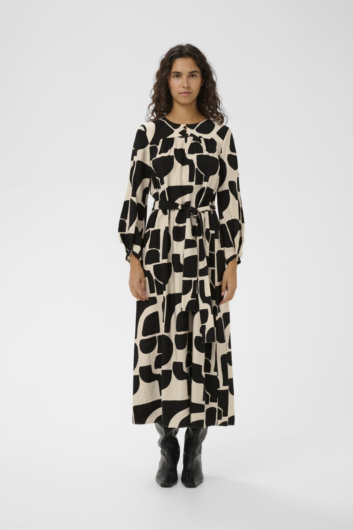 Inwear mekko LYNNIW Belted Dress, musta kuosillinen