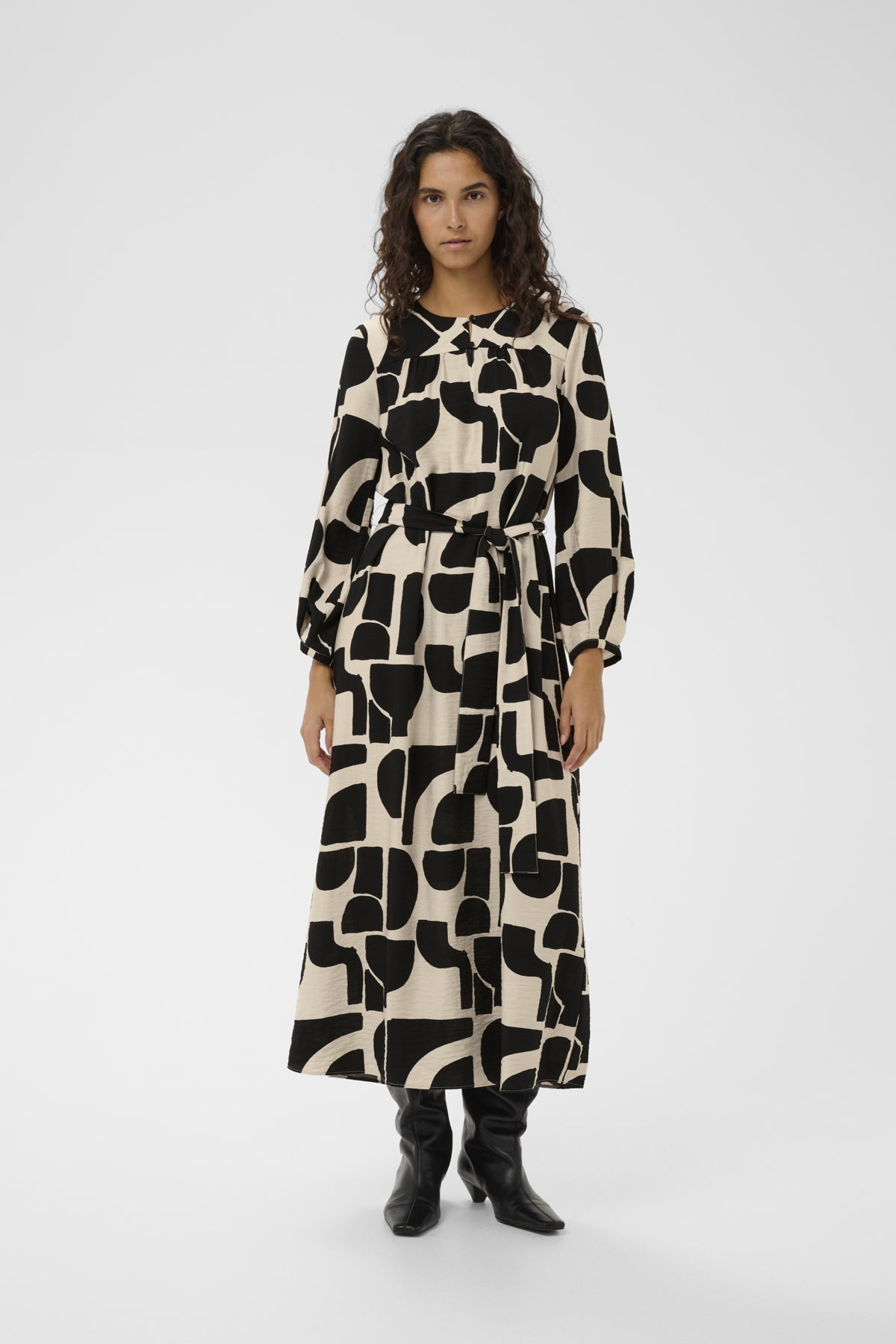 Inwear mekko LYNNIW Belted Dress, musta kuosillinen