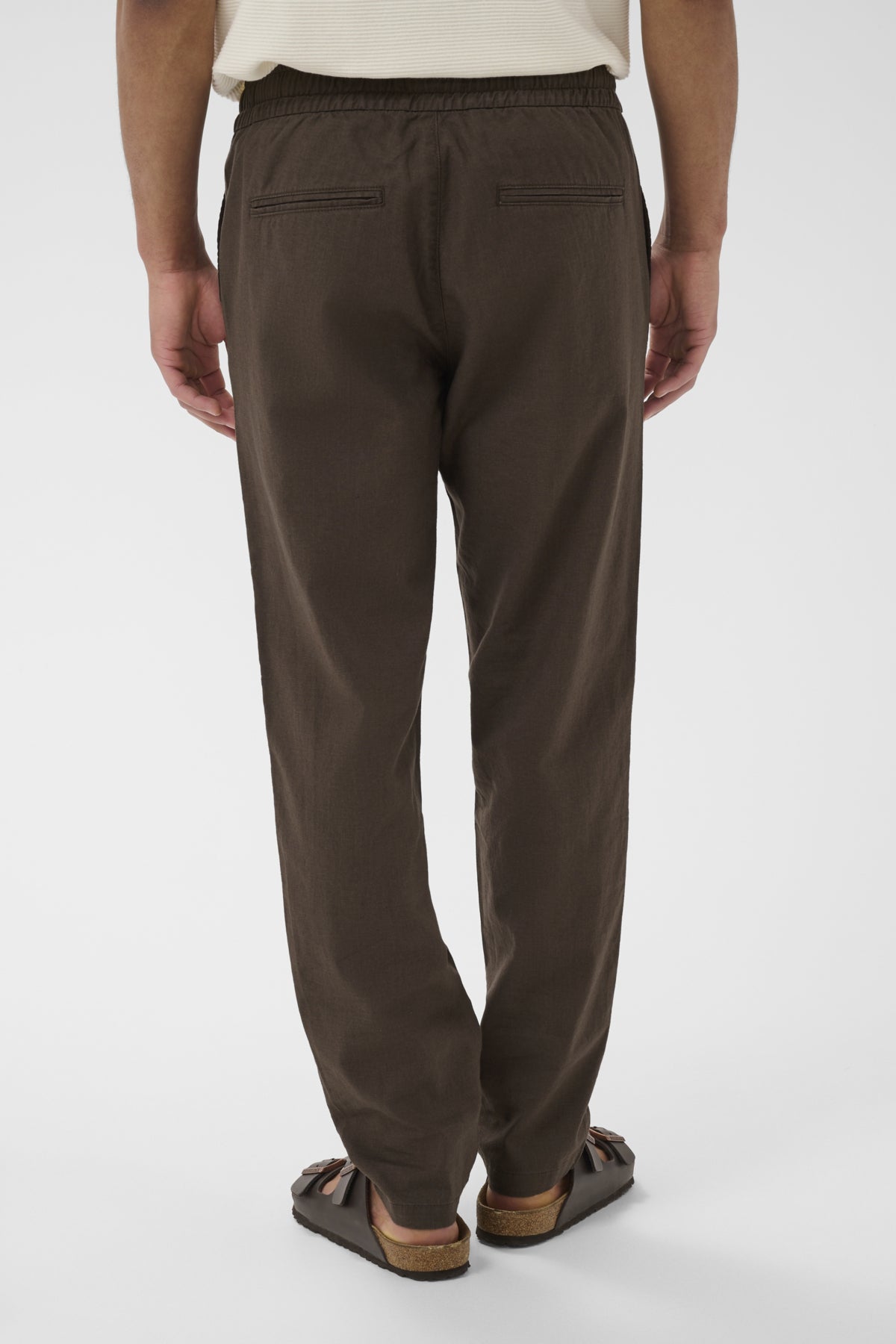 Matinique miesten suorat housut MABarton Wide Trousers, Chocolate Brown