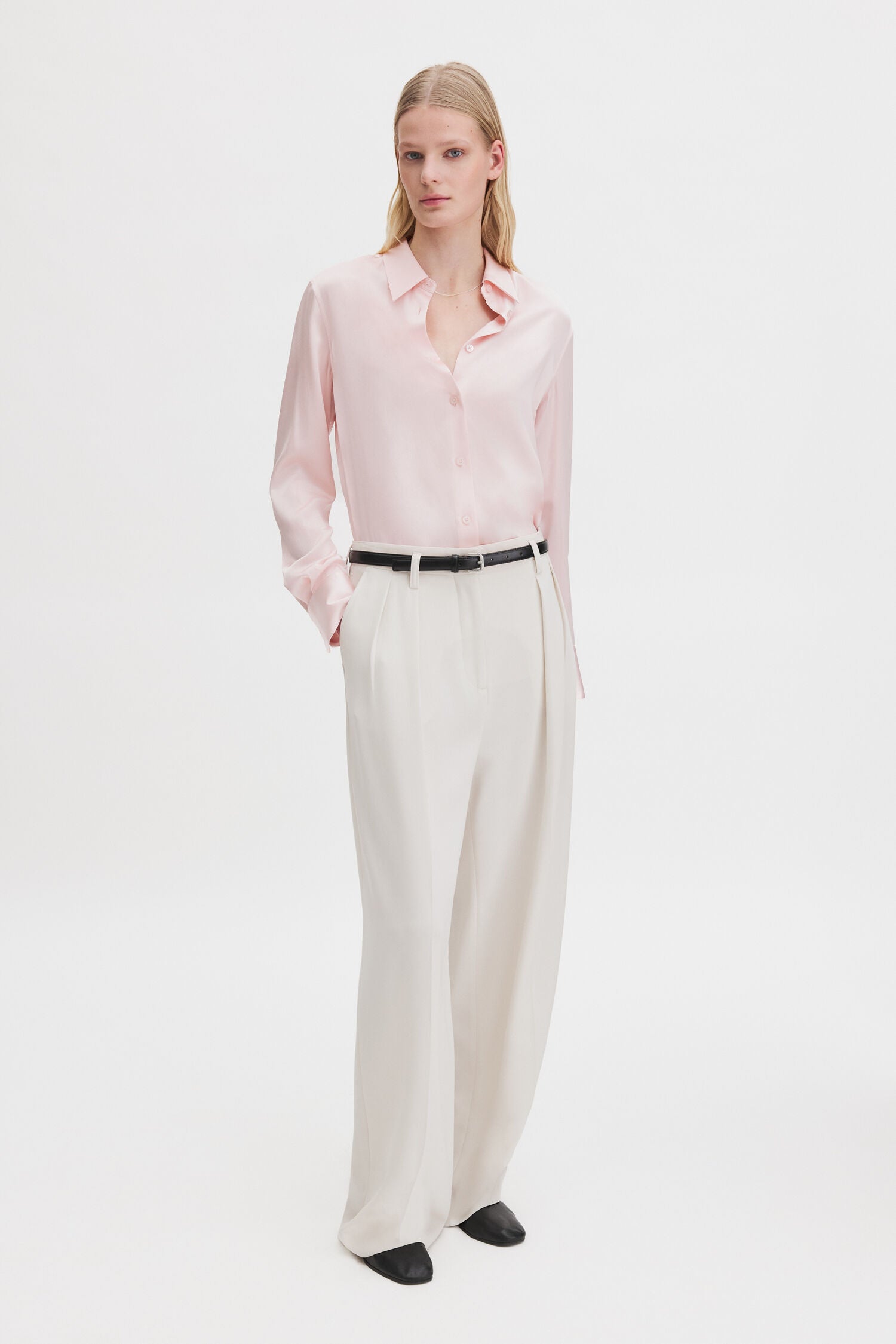 Filippa K naisten paitapusero Silk Shirt, vaaleanpunainen