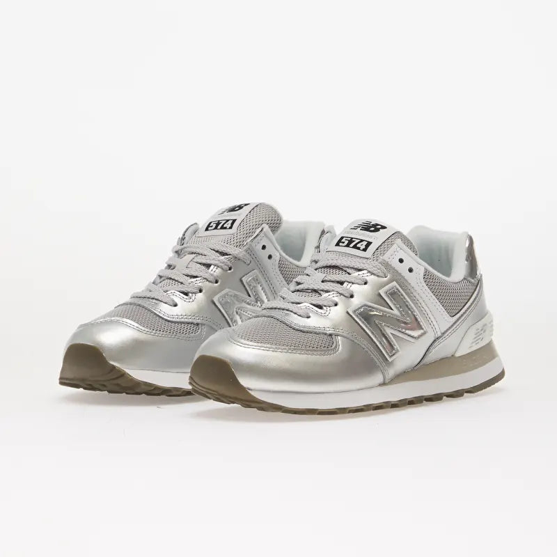 New Balance naisten tennarit 574, hopeanharmaa