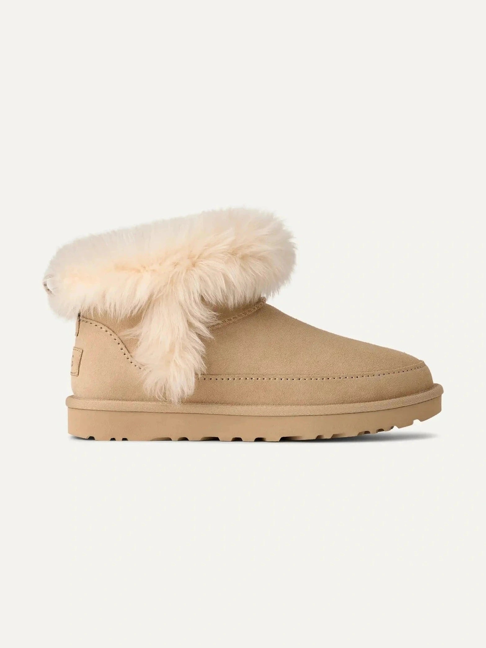 UGG naisten kengät W CLASSIC ULTRA MINI CHALET, hiekka