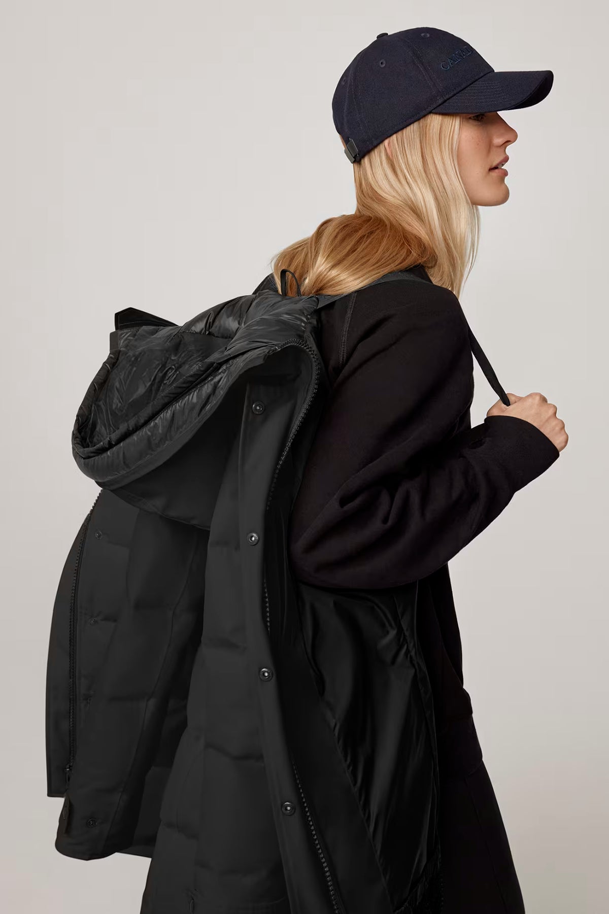 Canada Goose naisten takki Shelburne Parka-CR Black Label, musta